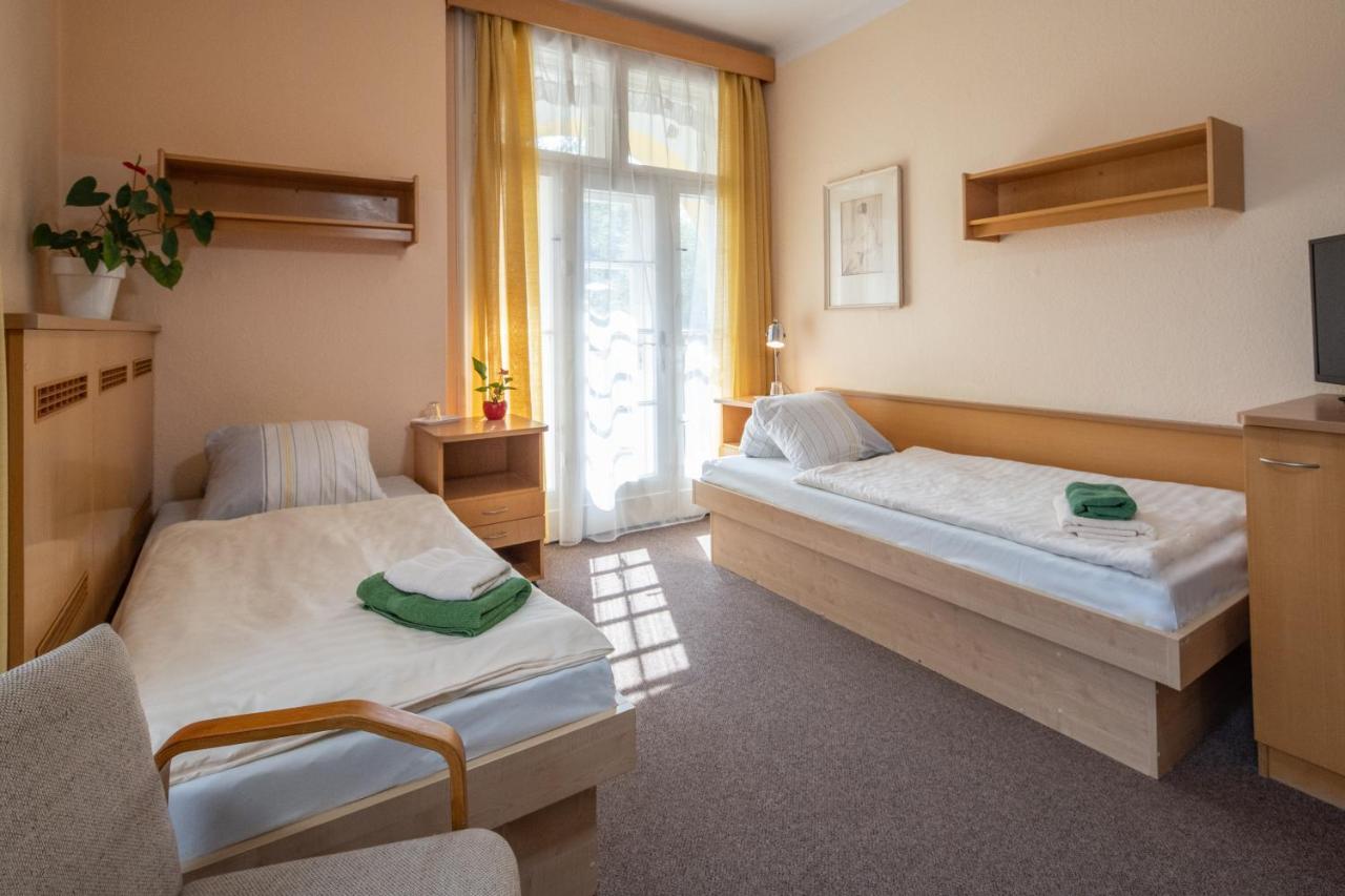 Hotel Lázeňská dependance Bellevue Janské Lázně Exterior foto